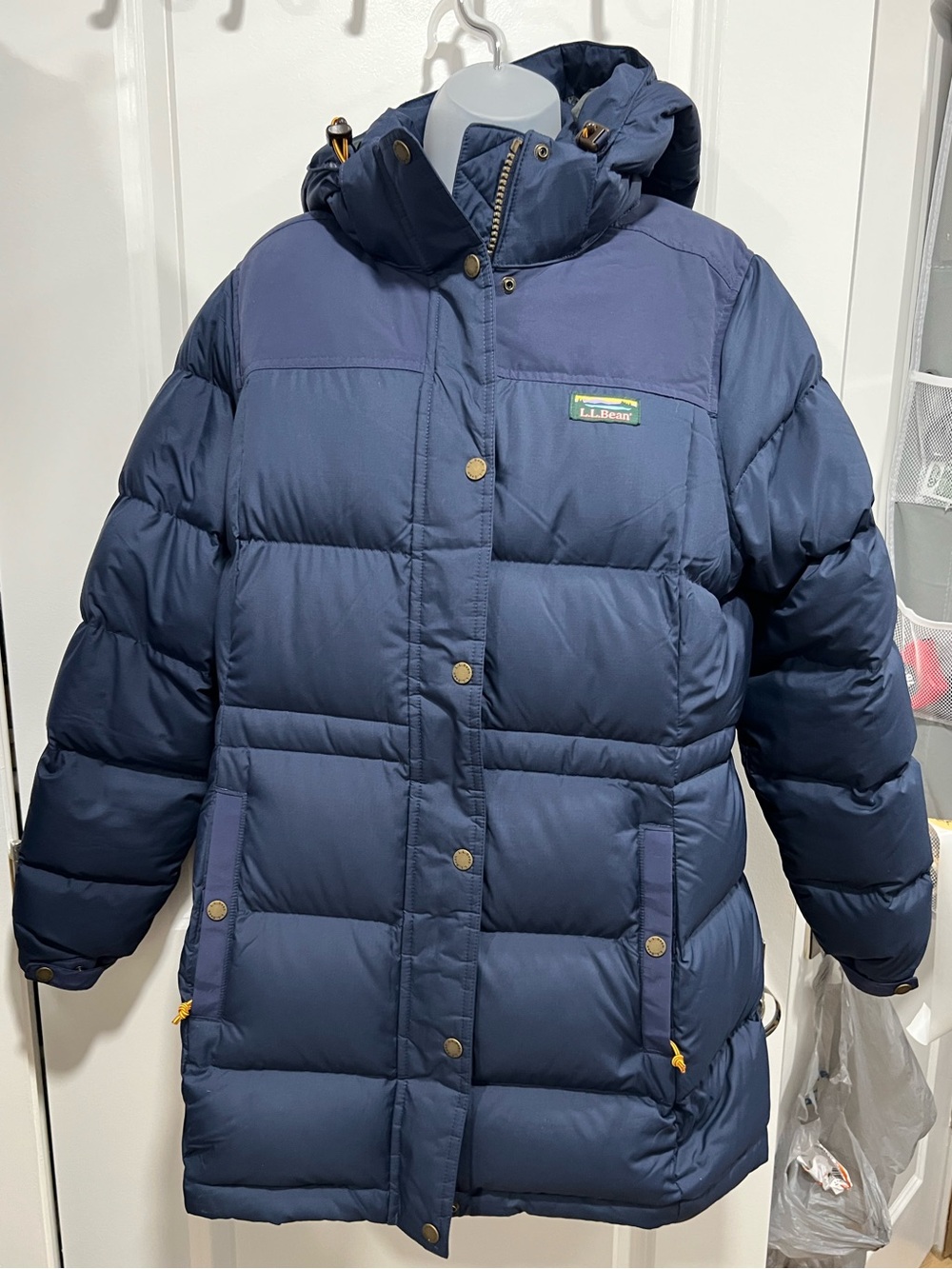 L.L.Bean DownTek Women’s L Winter Coat Hooded Mountain Classic Down Parka Navy